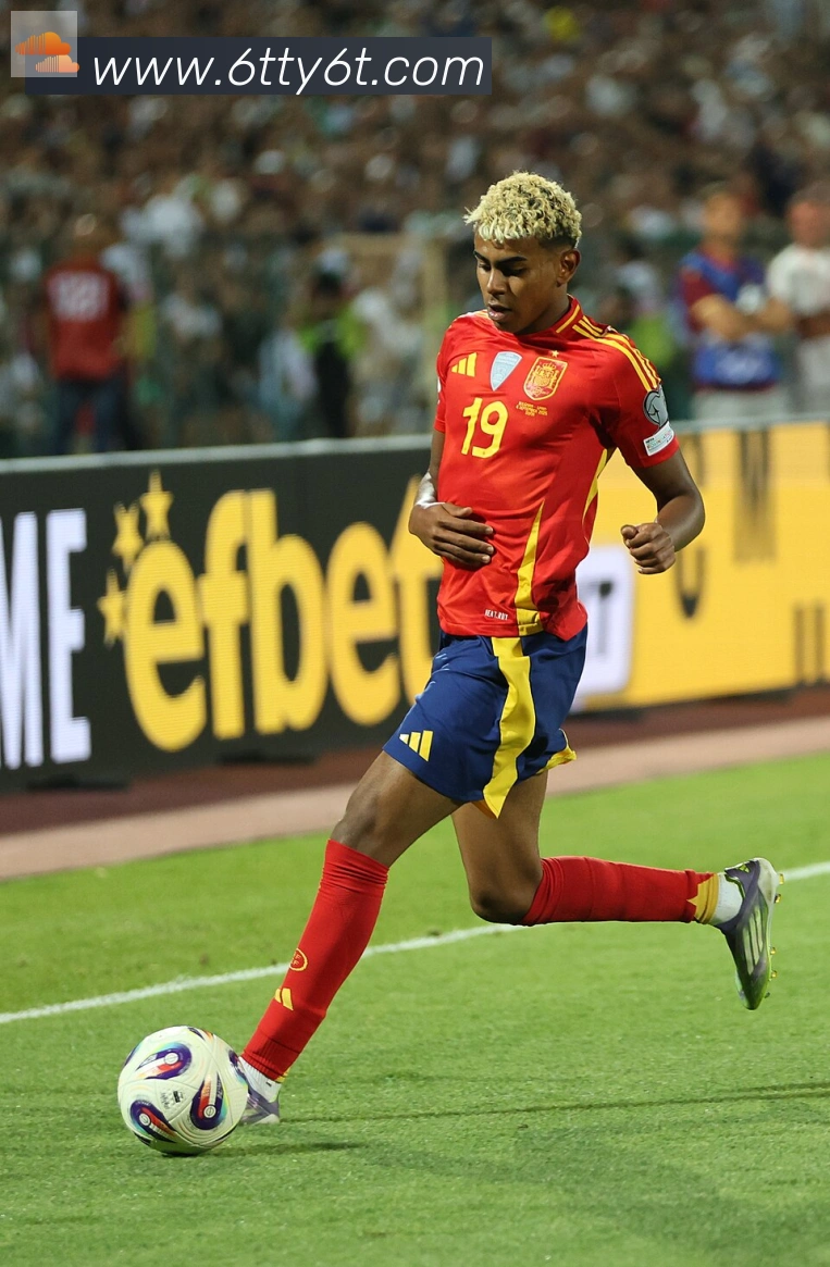 劳塔罗·马丁内斯